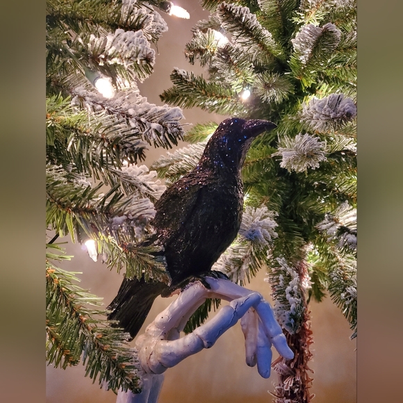 Meet your Posher, Beverly - Picture 3 of 16